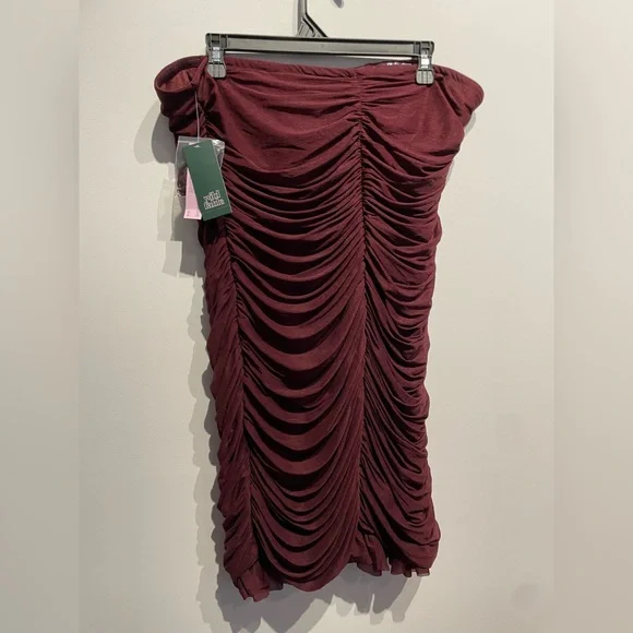 Wild Fable Women's Ruched Ruffle Tube Mini Bodycon Dress Burgundy Size XXL NWT - Picture 2 of 4